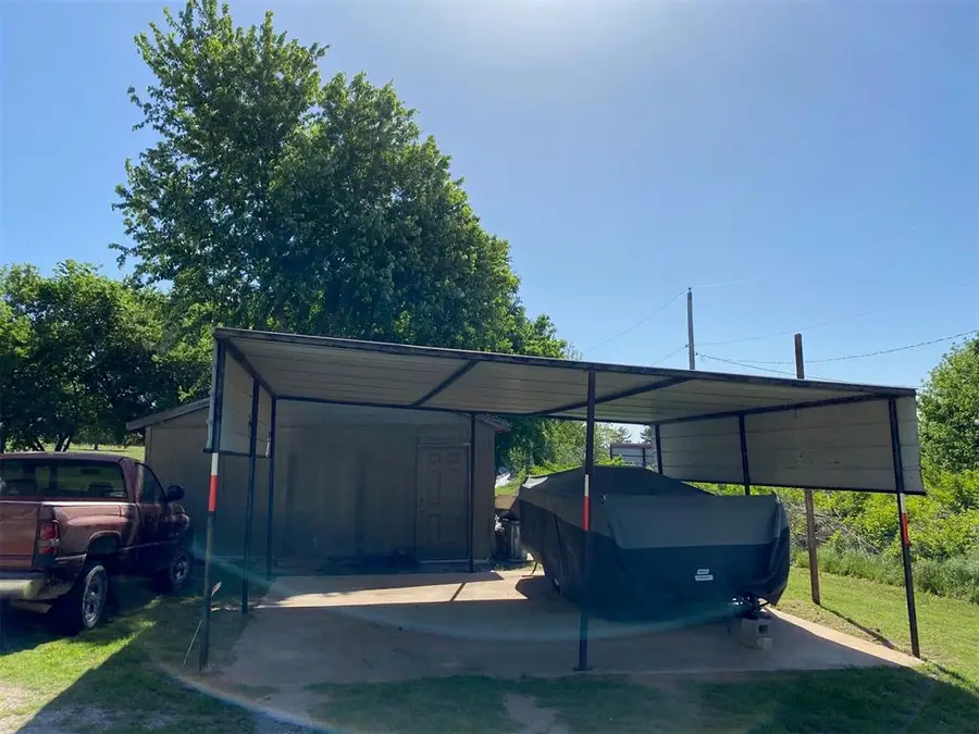 828 N Finney Way, Fort Cobb, OK 73038 - #3