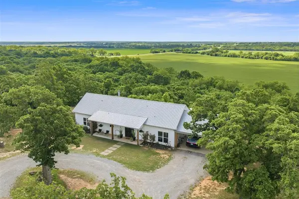 24634 E County Road 1560, Maysville, OK 73057