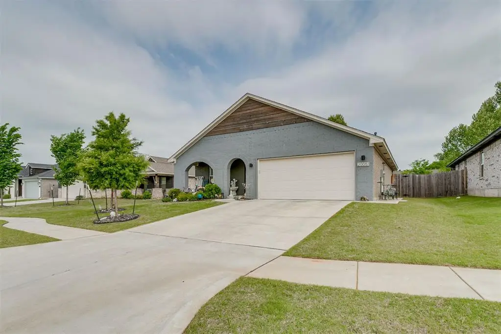 20051 Park Lane, Harrah, OK 73045 - #1