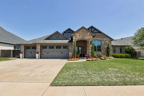 15404 Kestral Park Court, Edmond, OK 73013
