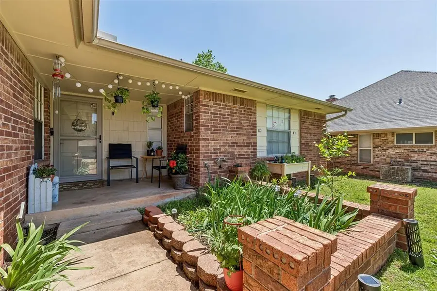 9912 S Country Club Drive, Oklahoma City, OK 73159 - #2
