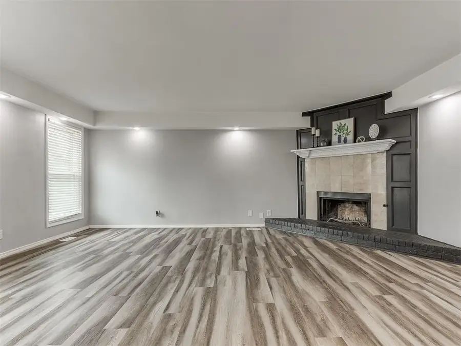 16 Tawana Drive, Shawnee, OK 74804 - #3