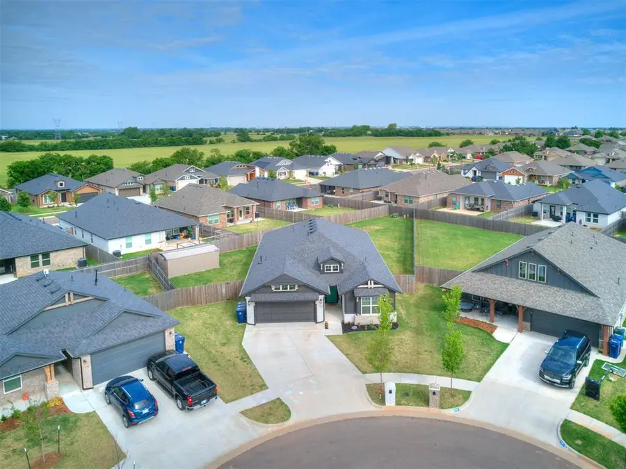 701 Caladium Drive, Yukon, OK 73099 - #2