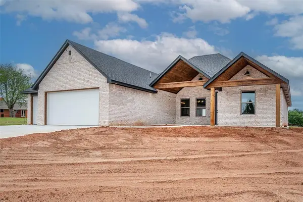 1109 Bridgeview Lane, Tuttle, OK 73089