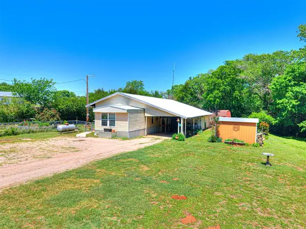 9201 E Slaughterville Road, Lexington, OK 73051
