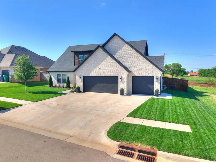 11817 NW 108th Terrace, Yukon, OK 73099 - #3