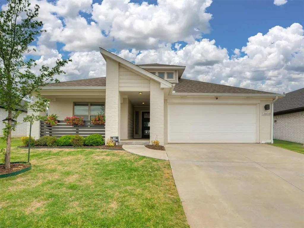 13608 Arrowhead Boulevard, Yukon, OK 73099 - #1