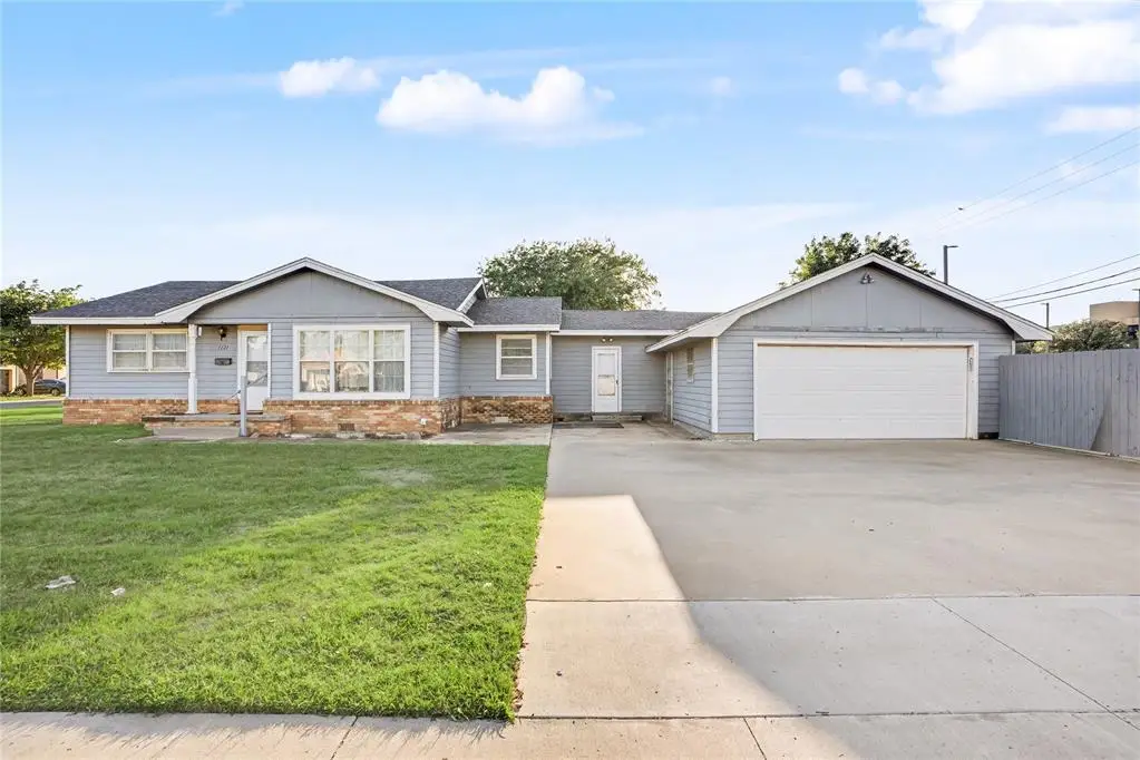 1221 Hickory Street, Altus, OK 73521 - #1