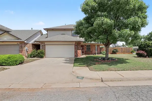 336 Lariat Circle, Edmond, OK 73003