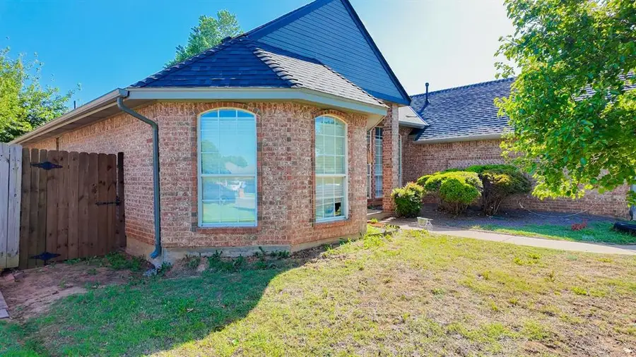8212 NW 83rd Street, Oklahoma City, OK 73132 - #3