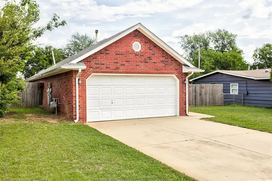 6121 SE 6th Street, Midwest City, OK 73110 - #3