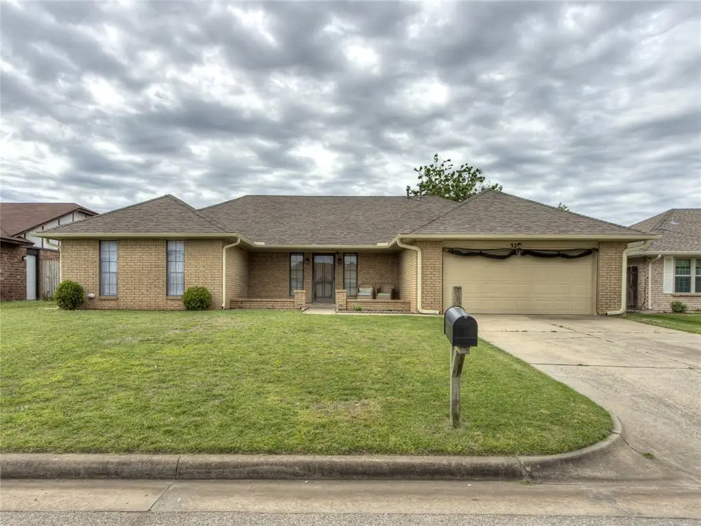 32 Corona Drive, Oklahoma City, OK 73149 - #1