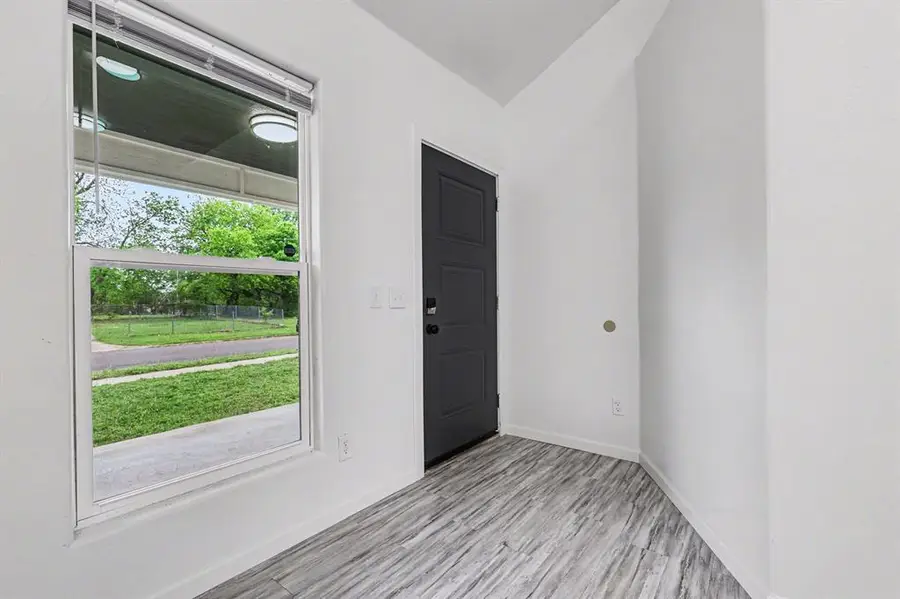 1531 NE 18th Street, Oklahoma City, OK 73111 - #3