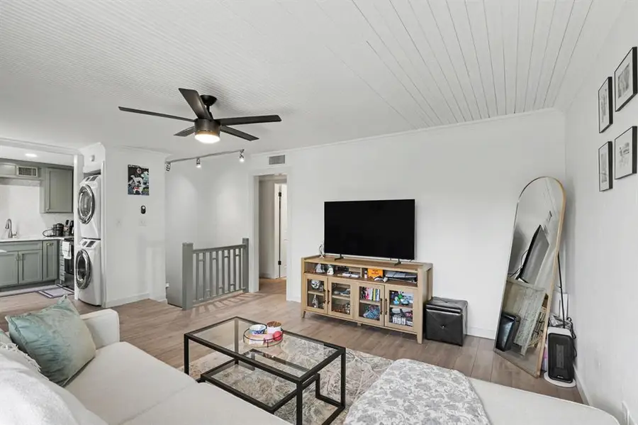 6100 N Brookline Avenue #8, Oklahoma City, OK 73112 - #2