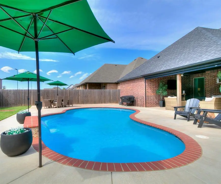 3205 Pinnacle Peak Drive, Yukon, OK 73099 - #2