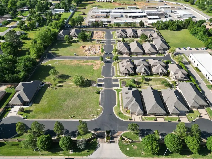 9220 Joan Drive, Midwest City, OK 73130 - #2