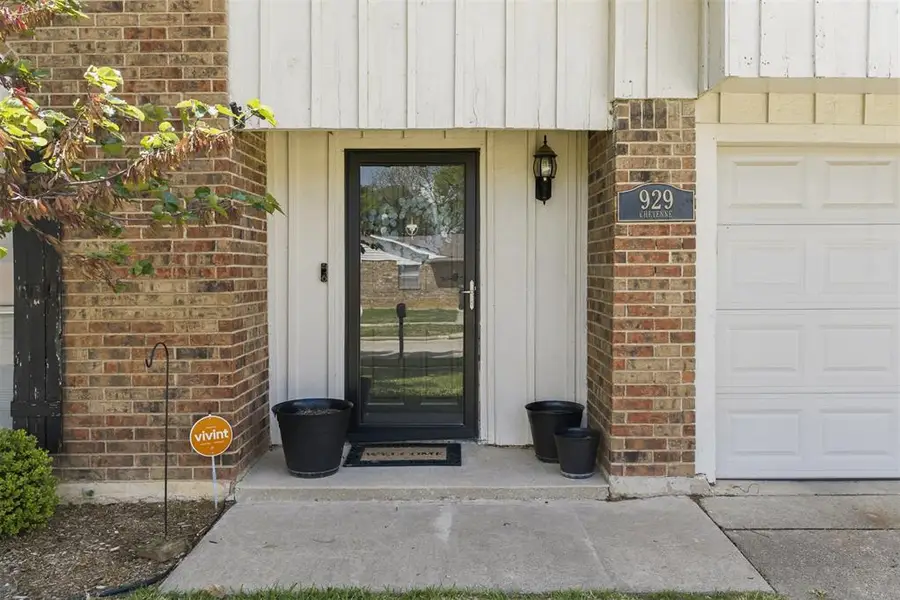 929 NW Cheyenne Street, Ardmore, OK 73401 - #2