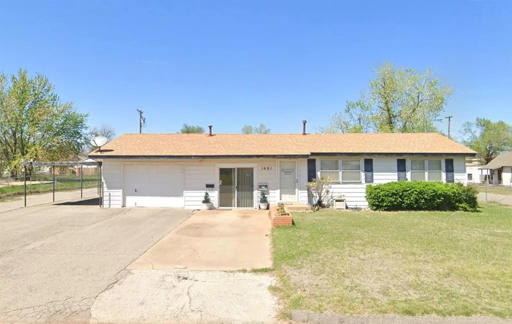 1401 Dunn Avenue, Clinton, OK 73601 - #1