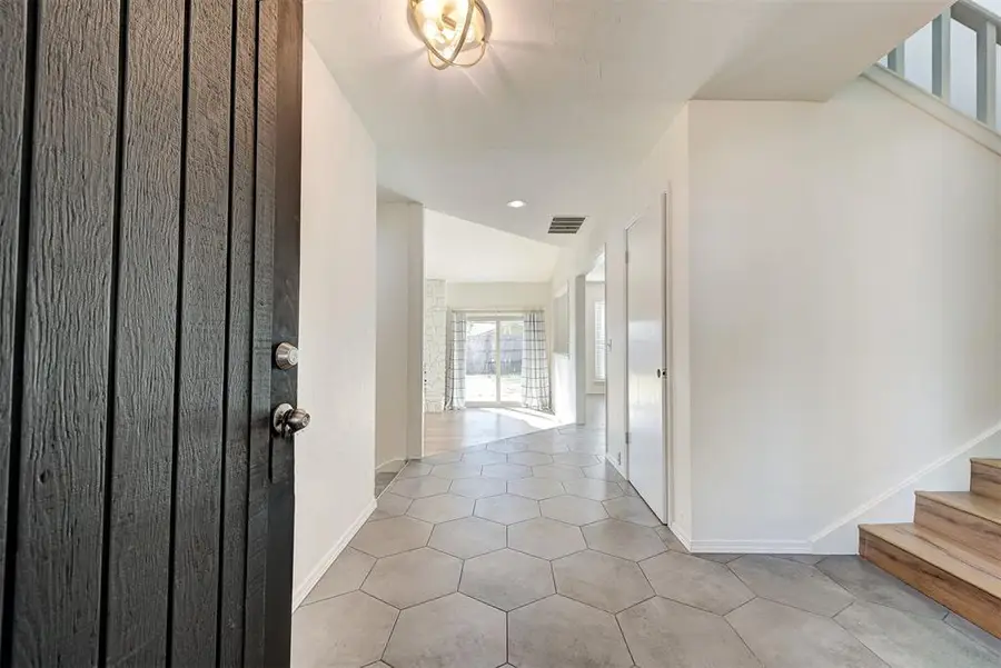3208 Castlerock Road, Oklahoma City, OK 73120 - #2