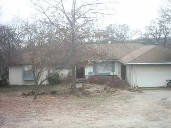 5425 W Lakeview Drive, Harrah, OK 73045