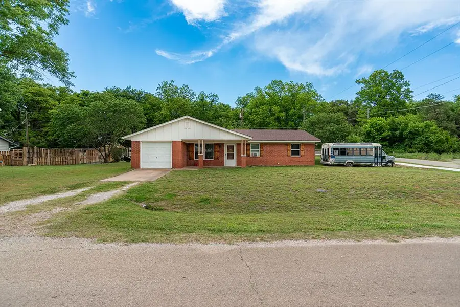 104 NE 7th Street, Perkins, OK 74059 - #2