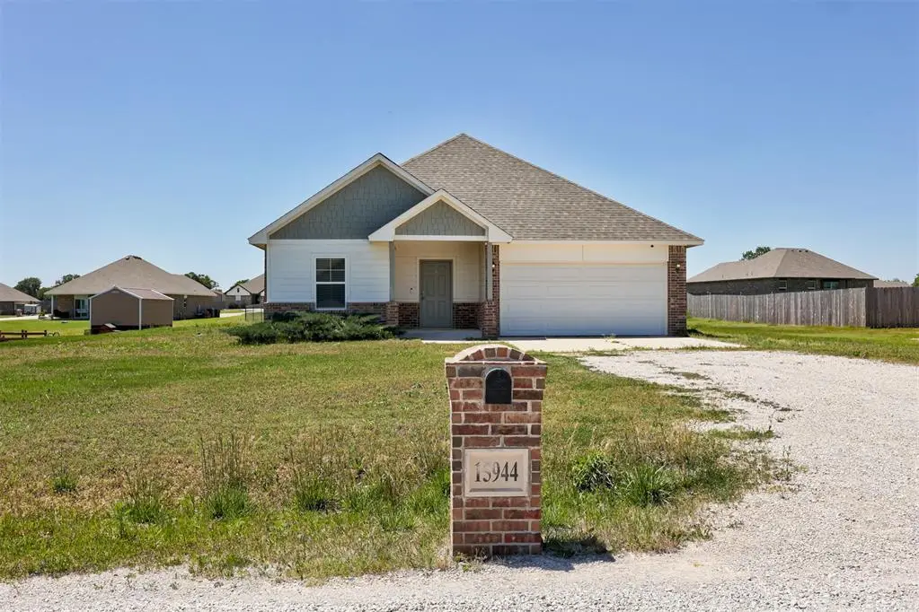 15944 Spur Circle, McLoud, OK 74851 - #1