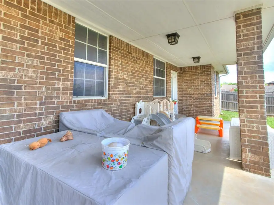 816 SE 5th Court, Moore, OK 73160 - #3