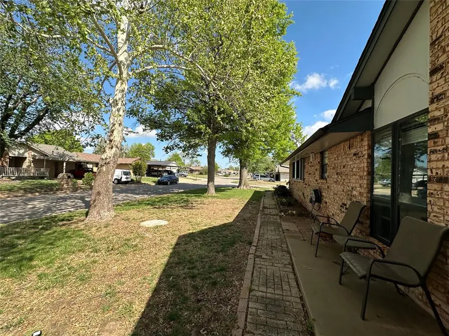 10012 S Blackwelder Avenue, Oklahoma City, OK 73139 - #3