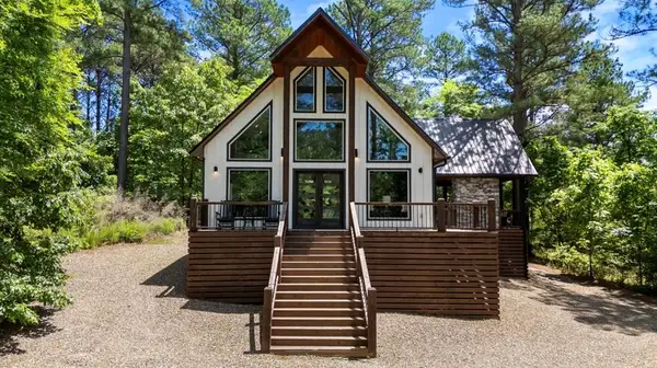 422 Eagle Mountain Trail, Broken Bow, OK 74728