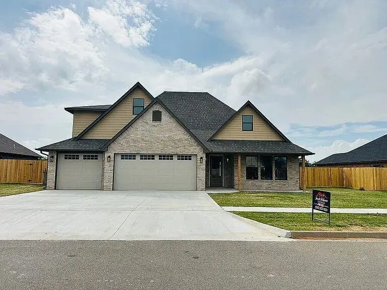3405 Hogan Drive, Weatherford, OK 73096 - #1