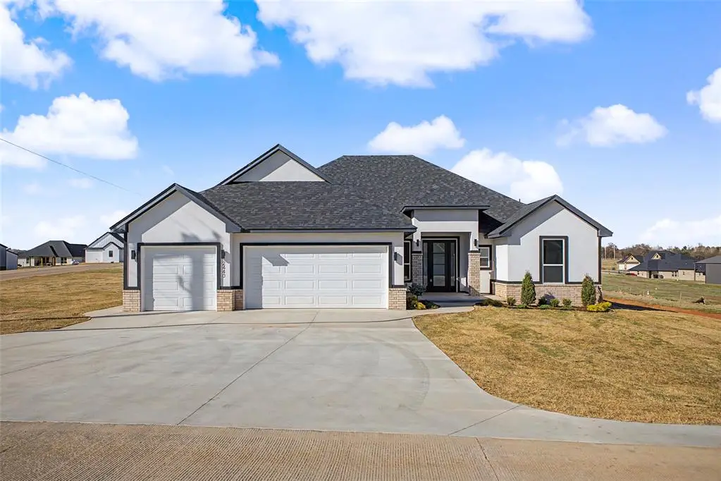 2440 Canyon Circle, Blanchard, OK 73010 - #1