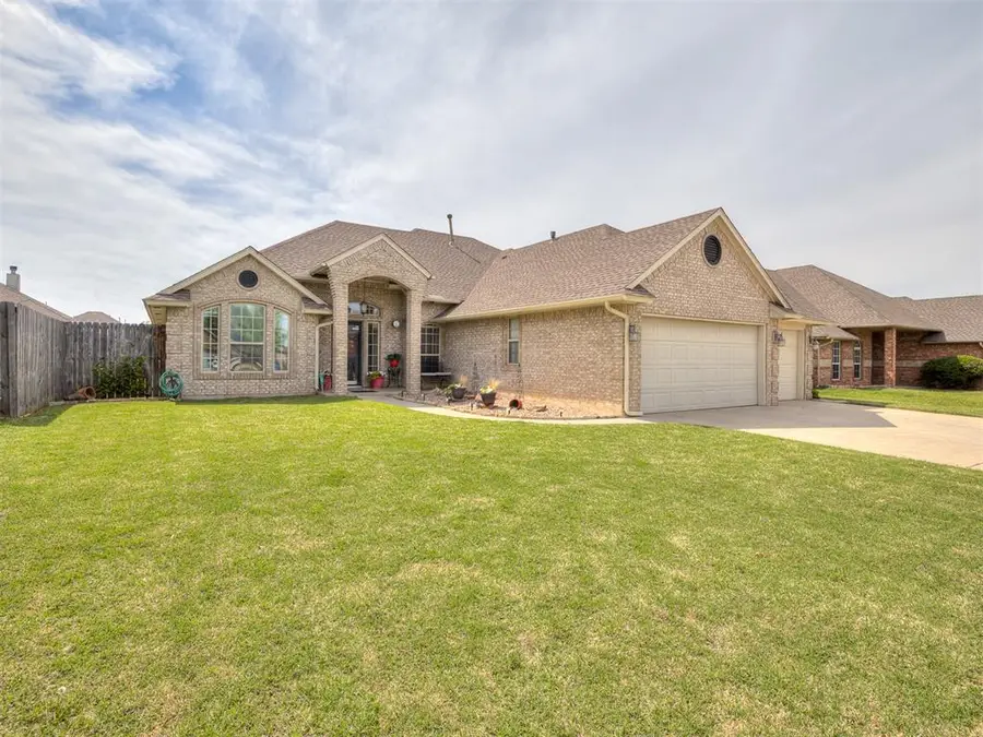 705 N White Tail Way, Mustang, OK 73064 - #3