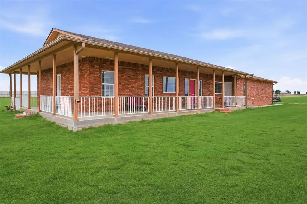 18784 E 1130 Road, Sayre, OK 73662 - #1