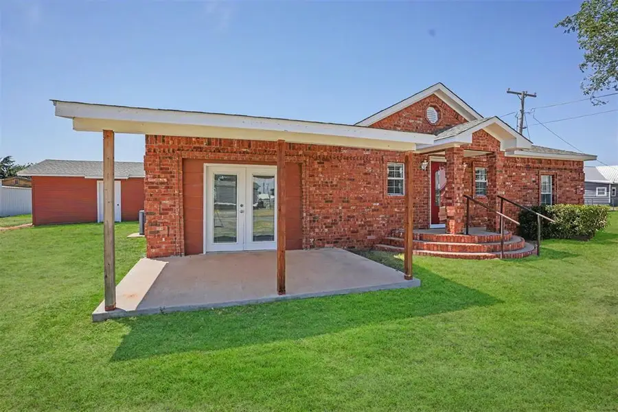 112 S Bryan Avenue, Duke, OK 73532 - #3
