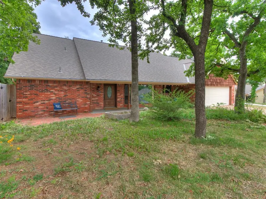 2209 Colchester Terrace, Edmond, OK 73034 - #3