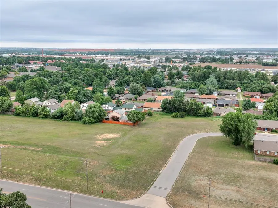 8240 NW 10th Street, Oklahoma City, OK 73127 - #3