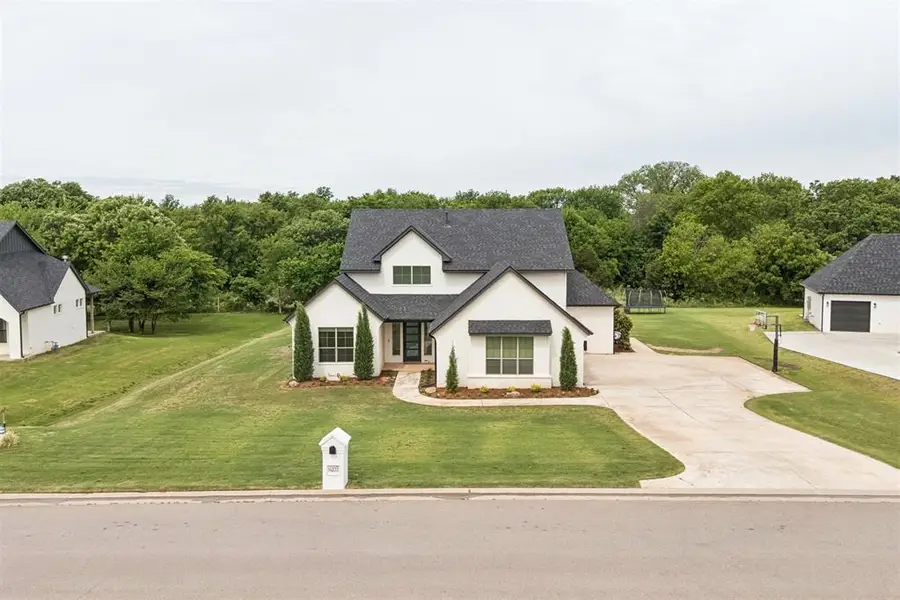 14233 Coleman Court, Edmond, OK 73025 - #3