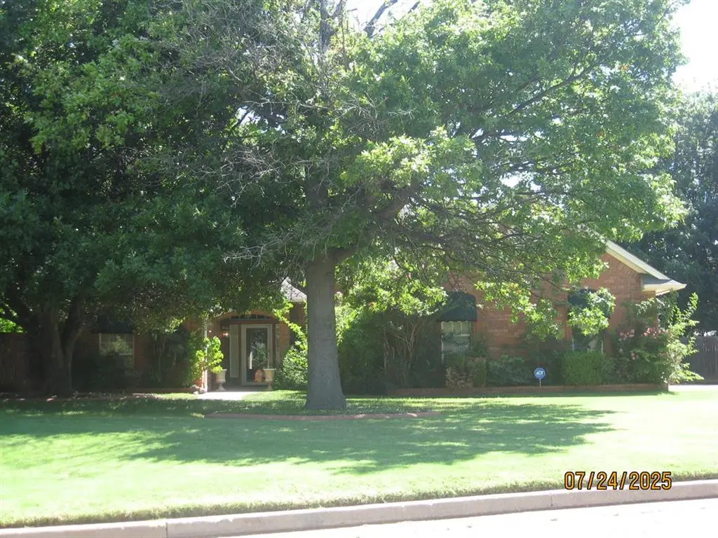 11624 Kingswick Drive, Oklahoma City, OK 73162 - #1