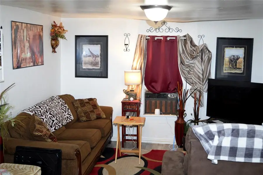 711 N Broadway Street, Tecumseh, OK 74873 - #2
