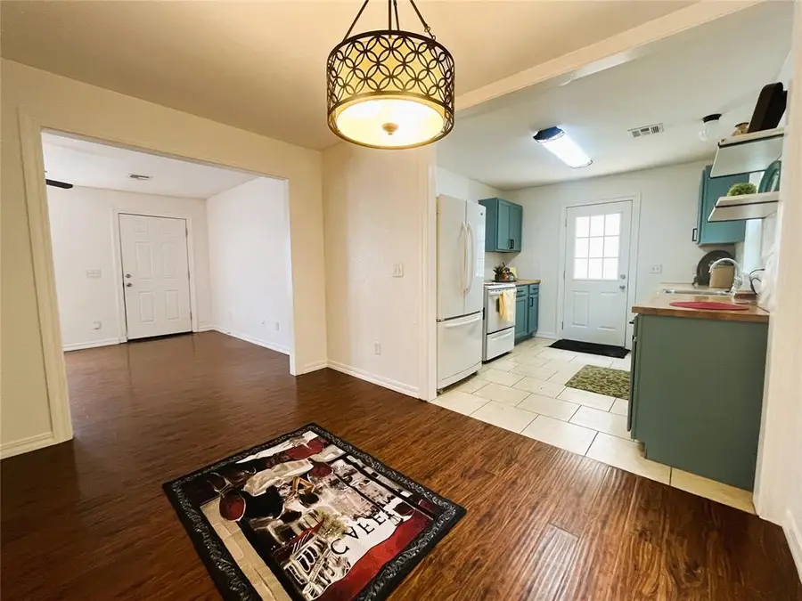 3117 NW 31st Street, Oklahoma City, OK 73112 - #2