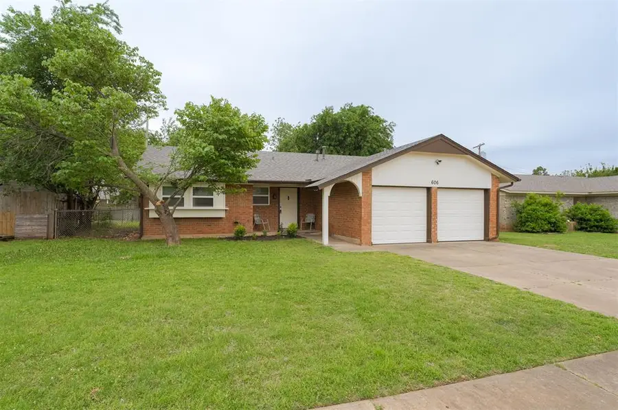 606 W 7 Street, Edmond, OK 73003 - #2
