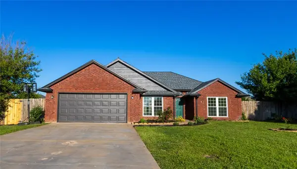 39 NE Deerfield Drive, Elgin, OK 73538