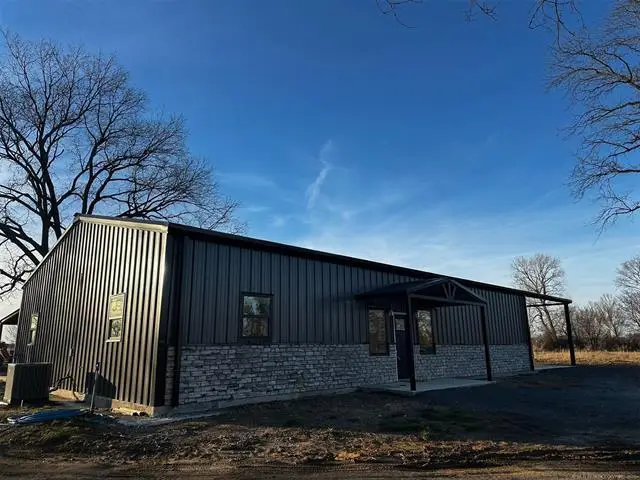 1105 S Lark Street, Coalgate, OK 74538 - #1