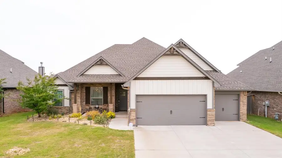 801 Bison Crossing Drive, Yukon, OK 73099 - #3
