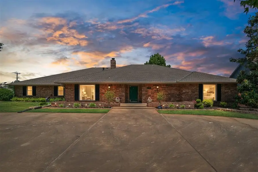 3533 Twelve Oaks Drive, Oklahoma City, OK 73120 - #2