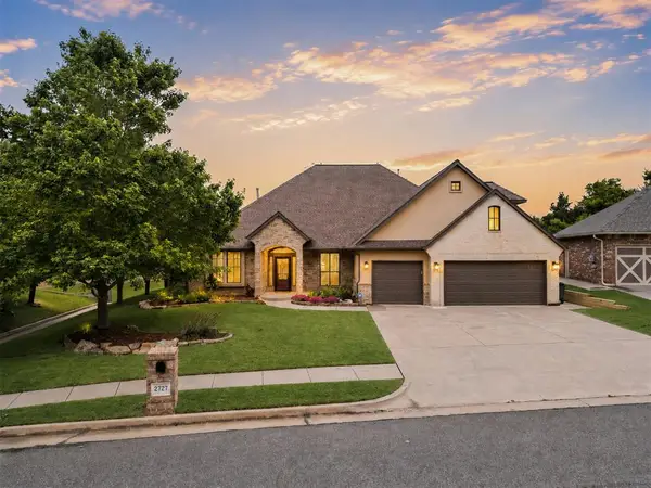 2727 Ashe Creek Drive, Edmond, OK 73034