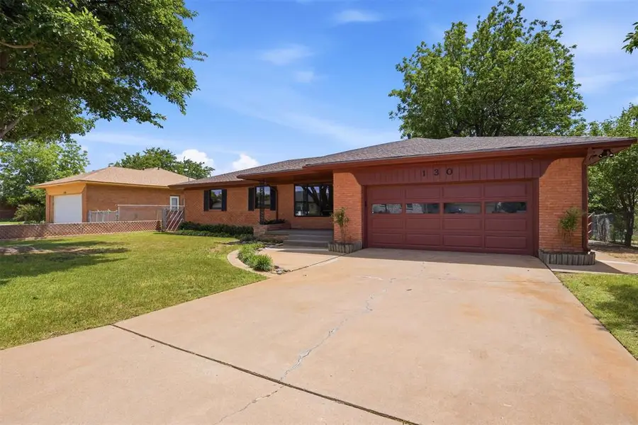 130 Lakeside Drive, Altus, OK 73521 - #3