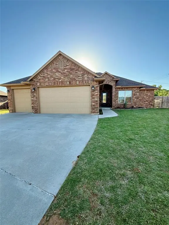 3705 Lambeth Street, Mustang, OK 73064