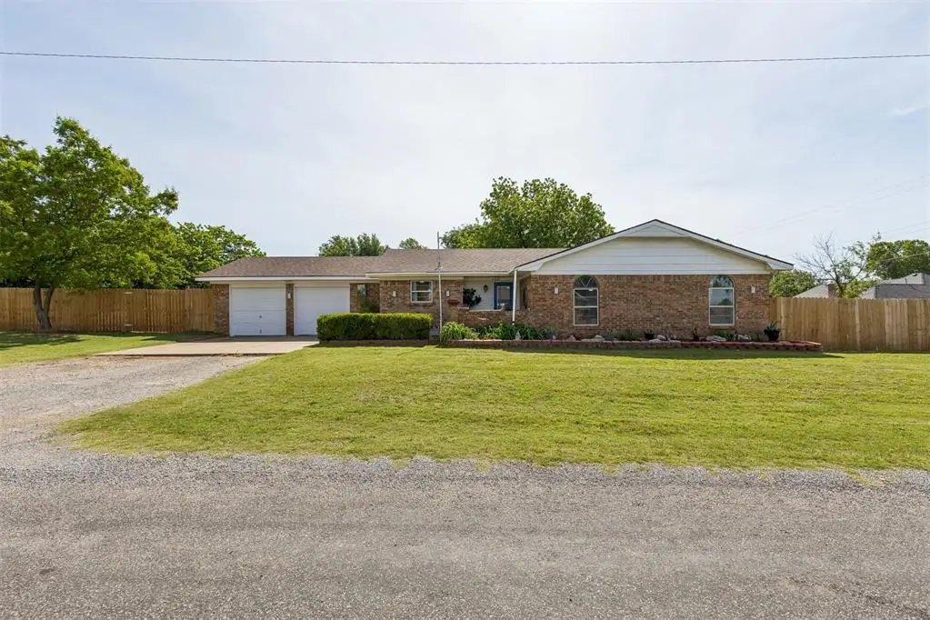 102 N Locust Street, Fletcher, OK 73541 - #1
