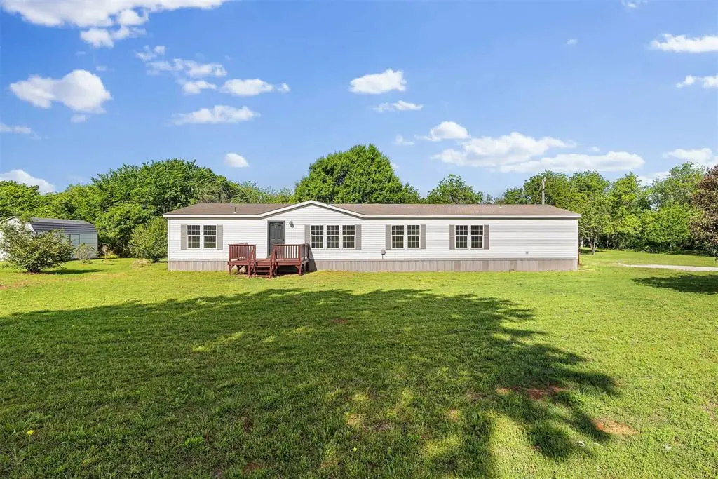 201 Burntwood Drive, Tuttle, OK 73089 - #1